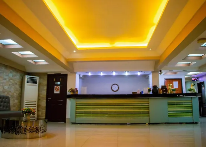 Visiting Card Hotel & Resort