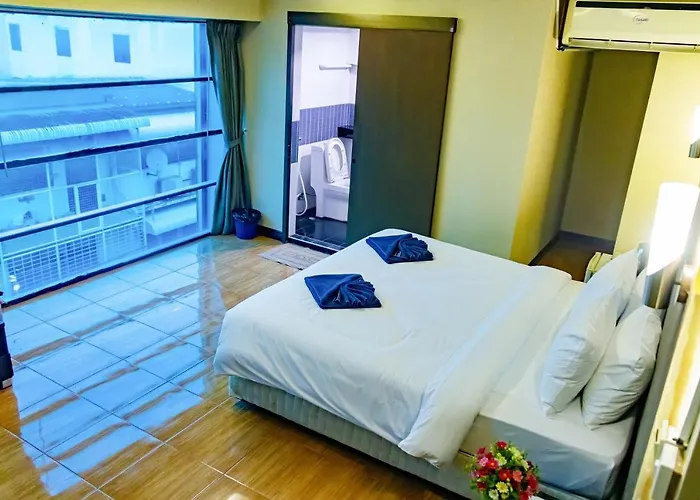 Visiting Card Hotel & Resort